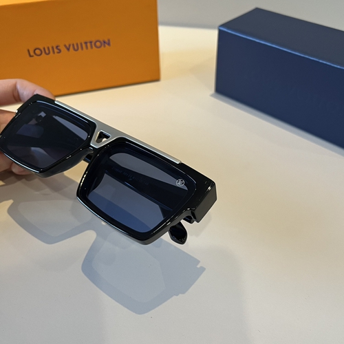 ルイヴィトンサングラス着用イメージ